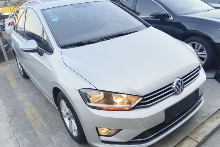 Used Volkswagen Golf Sportsvan 2016 1.6L Automatic Comfort Model Exterior 2