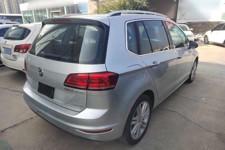 Used Volkswagen Golf Sportsvan 2016 230TSI Automatic Luxury Version Exterior 4