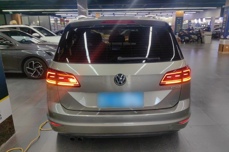 Used Volkswagen Golf Sportsvan 2016 230TSI Automatic Trend Edition Exterior 4