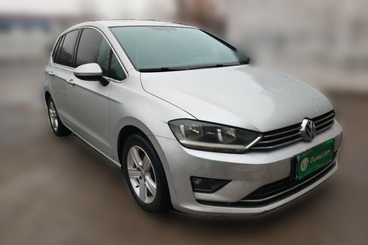 Used Volkswagen Golf Sportsvan 2016 1.6L Automatic Comfort Model Front Right 45 Deg