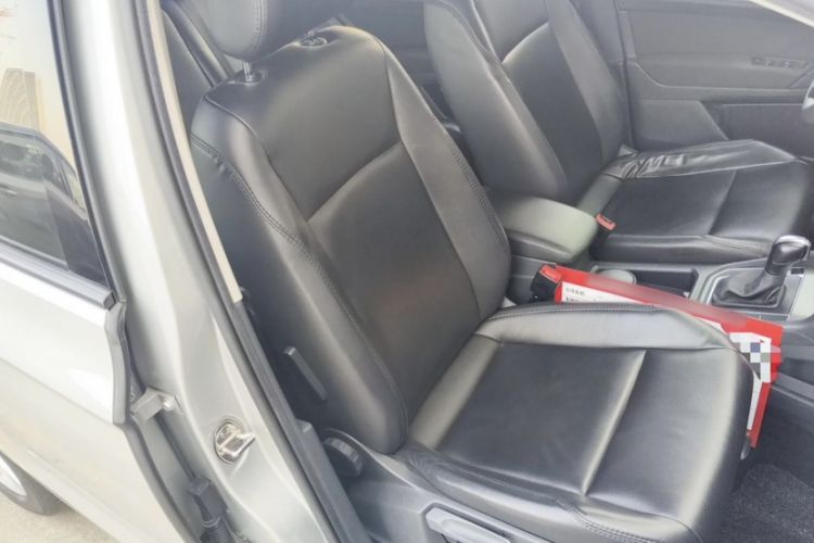 Used Volkswagen Golf Sportsvan 2016 1.6L Automatic Comfort Model Interior 11