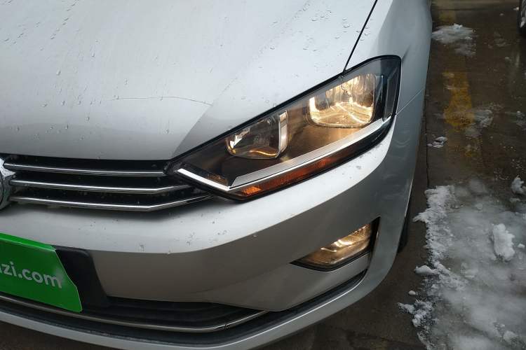 Used Volkswagen Golf Sportsvan 2016 1.6L Automatic Comfort Model Left Front Headlight