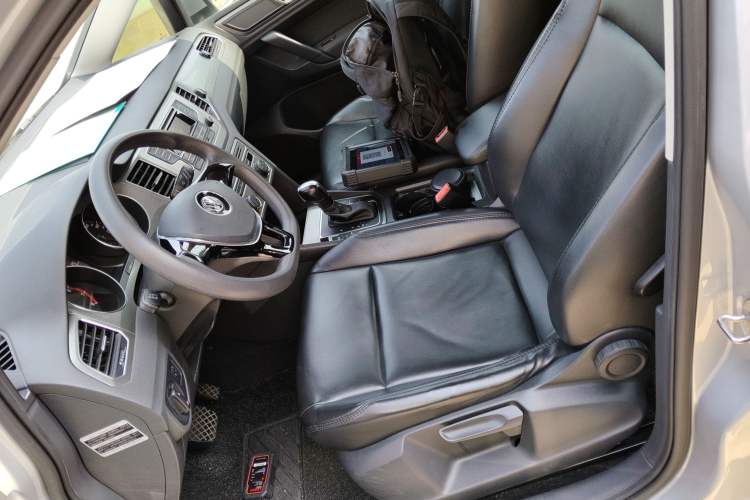 Used Volkswagen Golf Sportsvan 2016 1.6L Automatic Comfort Model Left Front Seat
