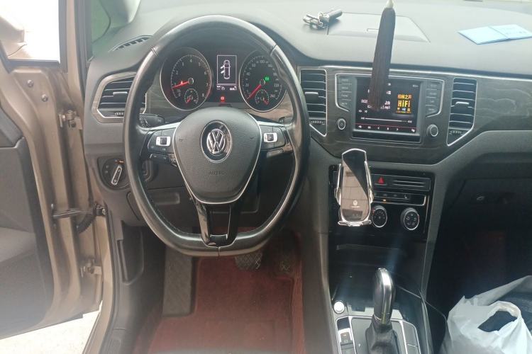 Used Volkswagen Golf Sportsvan 2016 280TSI Automatic Luxury Model Steering Wheel