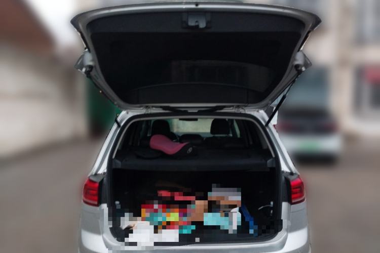 Used Volkswagen Golf Sportsvan 2016 1.6L Automatic Comfort Model Trunk