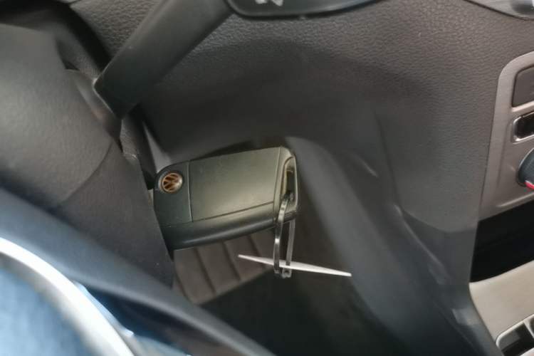 Used Volkswagen Golf Sportsvan 2016 1.6L Manual Comfort Model Vehicle Key