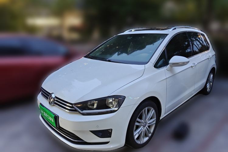 Used Volkswagen Golf Sportsvan 2016 280TSI Automatic Luxury Model Guazi used car, China used car export, Used car for sale, Used  cars, Cheapest cars for sale