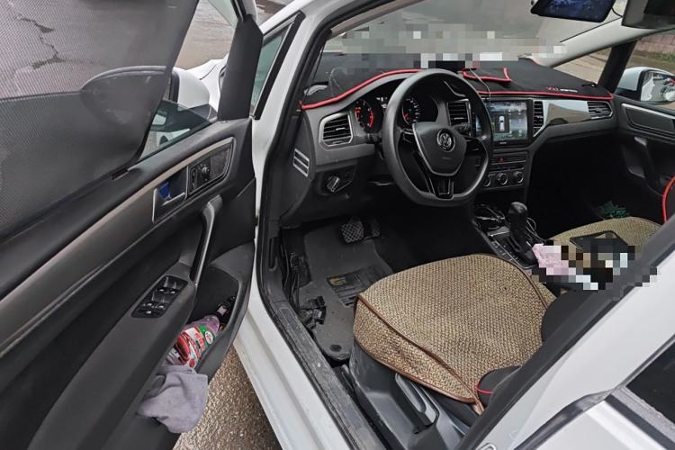 Used Volkswagen Golf Sportsvan 2016 1.6L Automatic Comfort Model Driver Seat