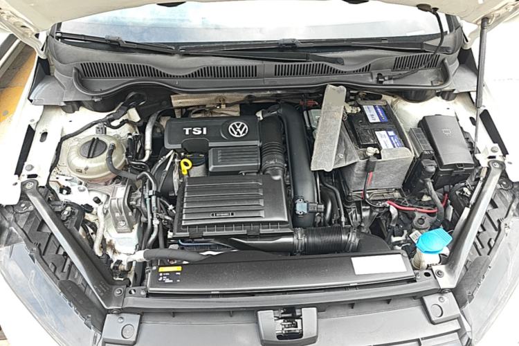 Used Volkswagen Golf Sportsvan 2016 230TSI Automatic Luxury Version Engine Bay