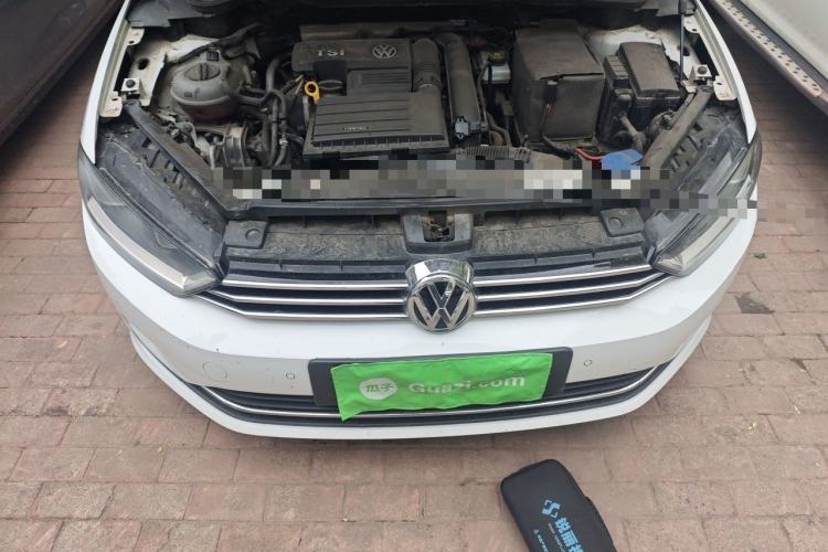 Used Volkswagen Golf Sportsvan 2016 230TSI Automatic Trend Edition Engine Bay