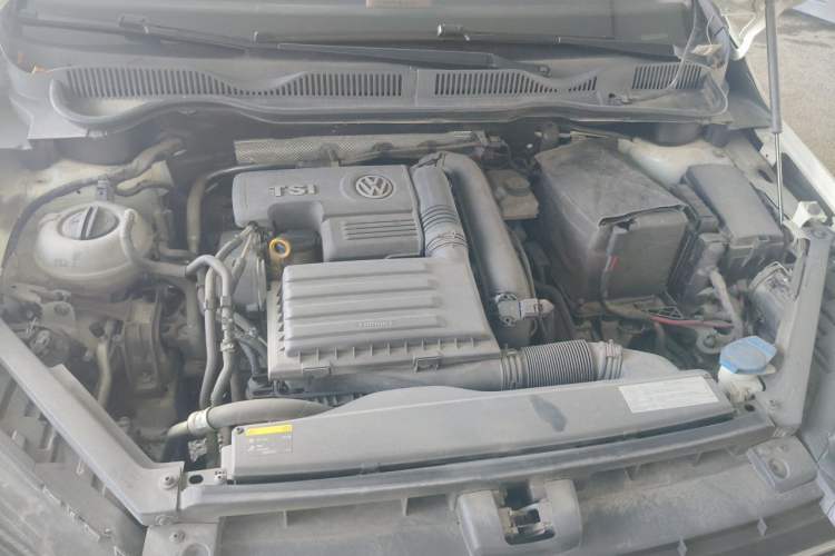 Used Volkswagen Golf Sportsvan 2016 280TSI Automatic Luxury Model Engine Bay