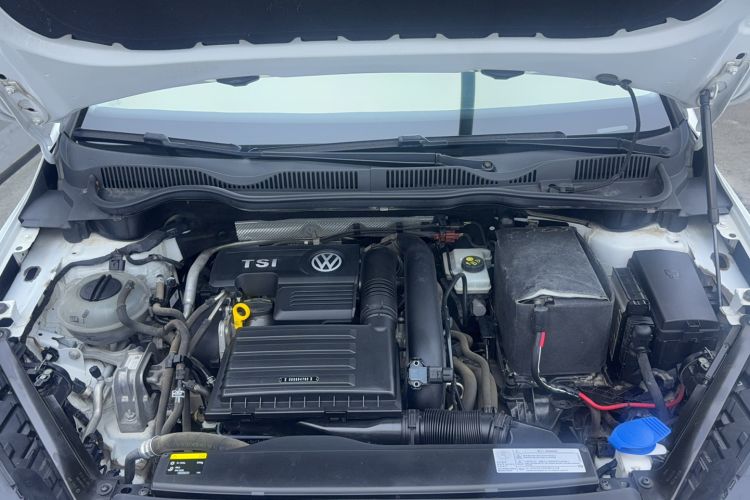 Used Volkswagen Golf Sportsvan 2016 280TSI Automatic Luxury Model Engine Bay