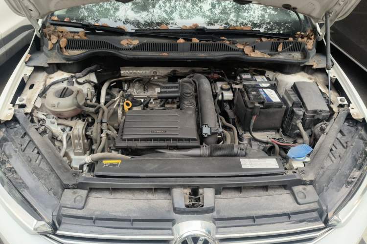 Used Volkswagen Golf Sportsvan 2016 230TSI Automatic Luxury Version Engine Bay