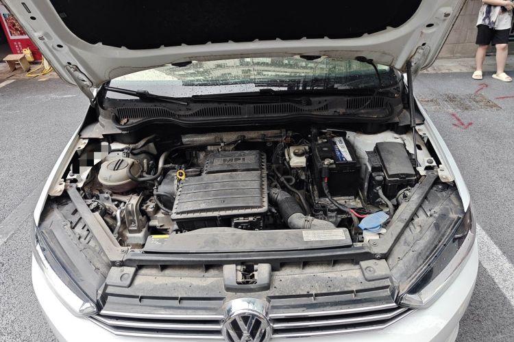 Used Volkswagen Golf Sportsvan 2016 1.6L Automatic Comfort Model Engine Bay