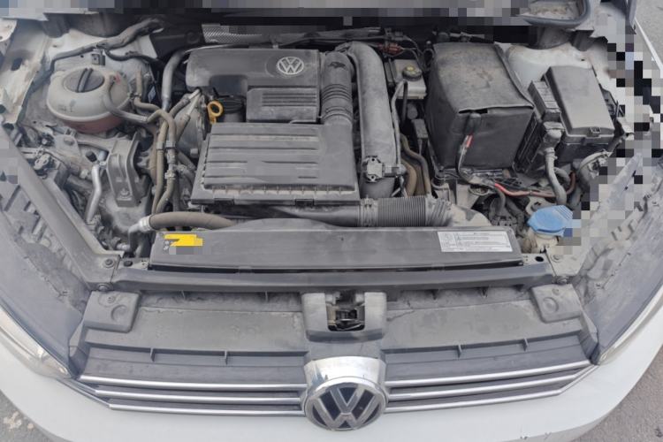 Used Volkswagen Golf Sportsvan 2016 230TSI Automatic Trend Edition Engine Bay