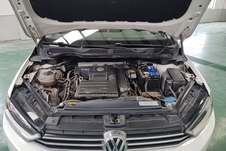 Used Volkswagen Golf Sportsvan 2016 280TSI Automatic Luxury Model Engine Bay