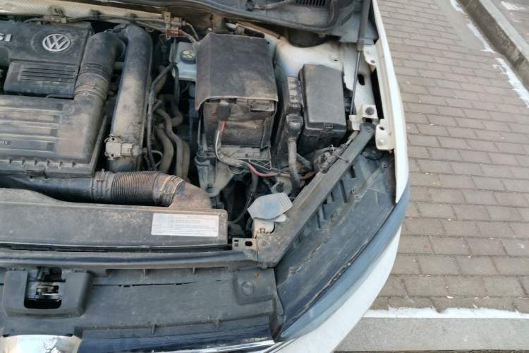 Used Volkswagen Golf Sportsvan 2016 230TSI Automatic Trend Edition Engine Bay Left