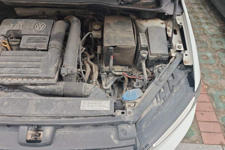 Used Volkswagen Golf Sportsvan 2016 230TSI Automatic Trend Edition Engine Bay Left