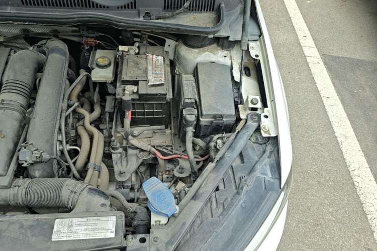 Used Volkswagen Golf Sportsvan 2016 230TSI Automatic Trend Edition Engine Bay Left