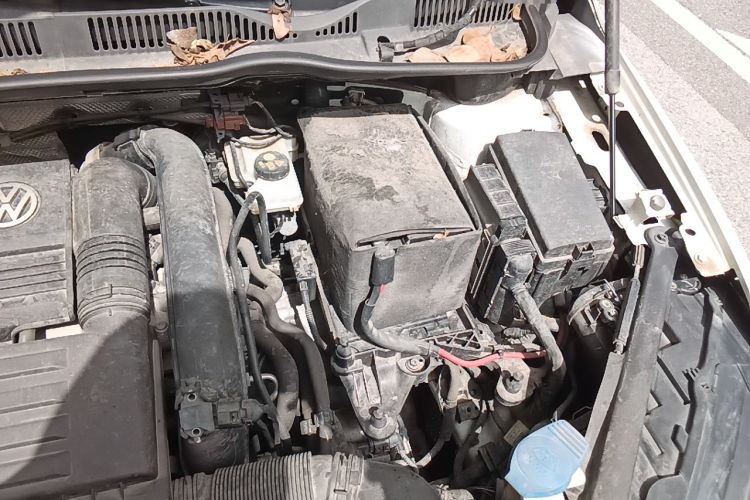 Used Volkswagen Golf Sportsvan 2016 230TSI Automatic Trend Edition Engine Bay Left