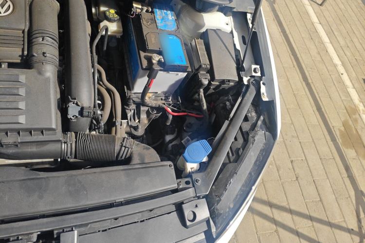 Used Volkswagen Golf Sportsvan 2016 230TSI Automatic Trend Edition Engine Bay Left