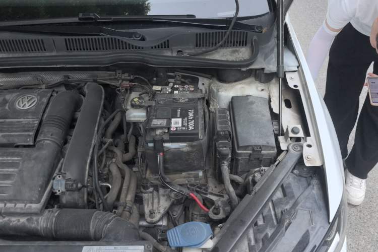 Used Volkswagen Golf Sportsvan 2016 230TSI Automatic Trend Edition Engine Bay Left