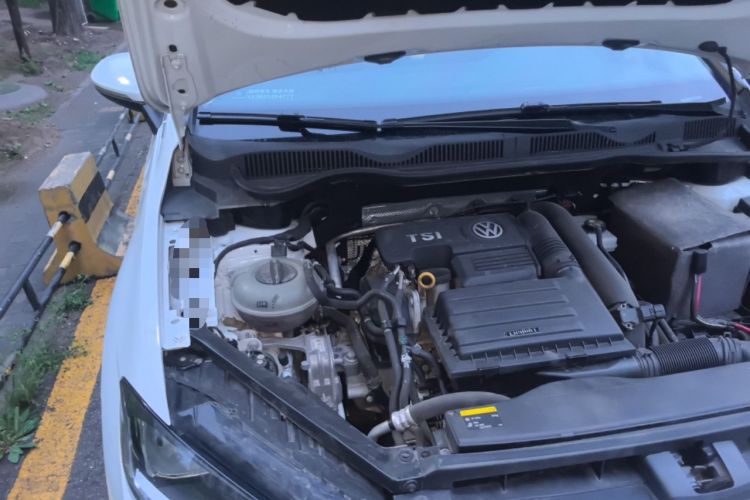 Used Volkswagen Golf Sportsvan 2016 230TSI Automatic Trend Edition Engine Bay Right