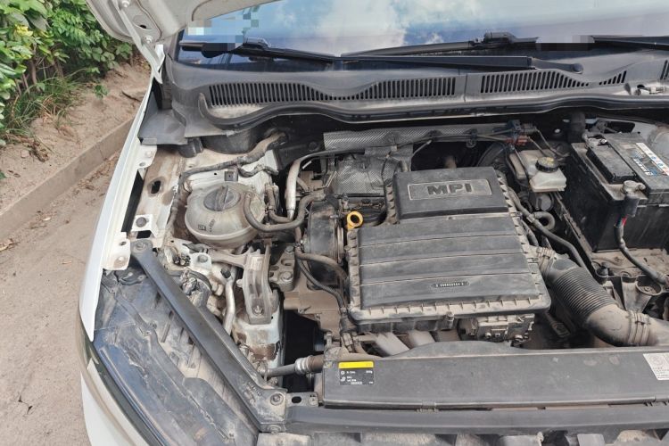 Used Volkswagen Golf Sportsvan 2016 1.6L Manual Comfort Model Engine Bay Right