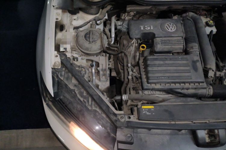 Used Volkswagen Golf Sportsvan 2016 230TSI Automatic Luxury Version Engine Bay Right