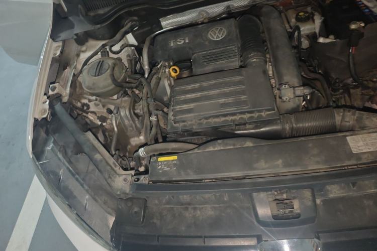 Used Volkswagen Golf Sportsvan 2016 280TSI Automatic Luxury Model Engine Bay Right
