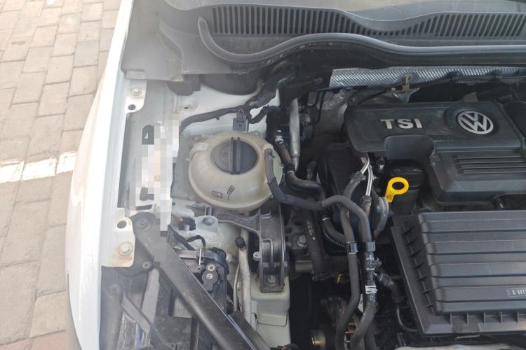 Used Volkswagen Golf Sportsvan 2016 230TSI Automatic Trend Edition Engine Bay Right