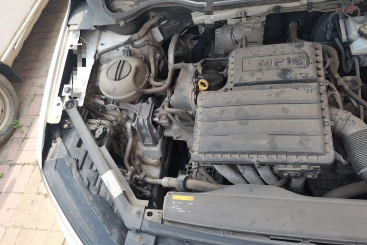 Used Volkswagen Golf Sportsvan 2016 1.6L Automatic Comfort Model Engine Bay Right