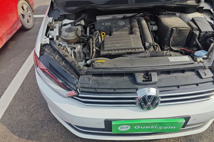 Used Volkswagen Golf Sportsvan 2016 280TSI Automatic Luxury Model Engine Bay Right