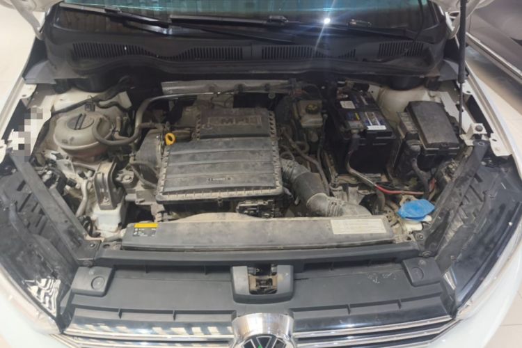 Used Volkswagen Golf Sportsvan 2016 1.6L Automatic Comfort Model Engine Bay