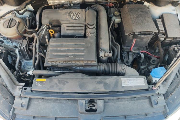 Used Volkswagen Golf Sportsvan 2016 230TSI Automatic Trend Edition Engine Bay