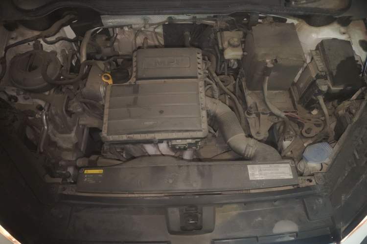Used Volkswagen Golf Sportsvan 2016 1.6L Automatic Comfort Model Engine Bay