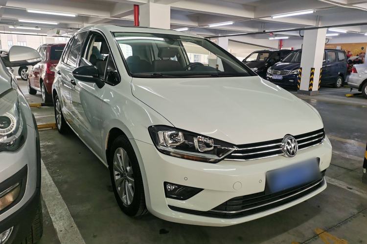 Used Volkswagen Golf Sportsvan 2016 230TSI Manual Entry-Level Trim Exterior 2