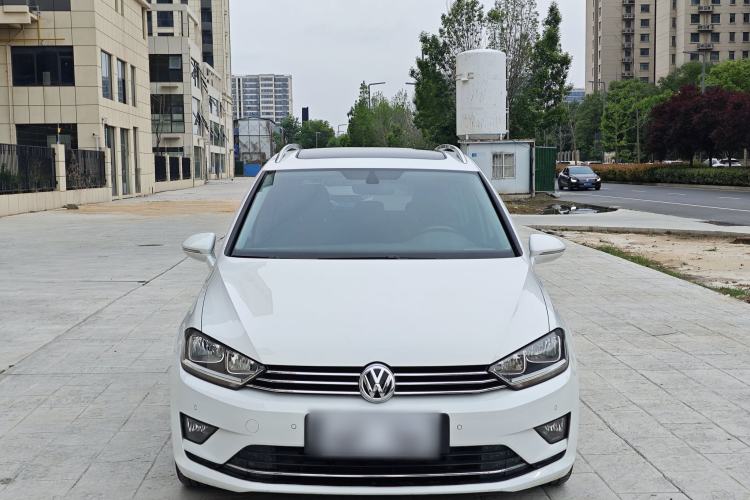 Used Volkswagen Golf Sportsvan 2016 280TSI Automatic Luxury Model Exterior 2