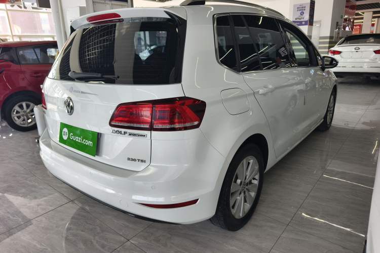 Used Volkswagen Golf Sportsvan 2016 230TSI Automatic Trend Edition Exterior 3