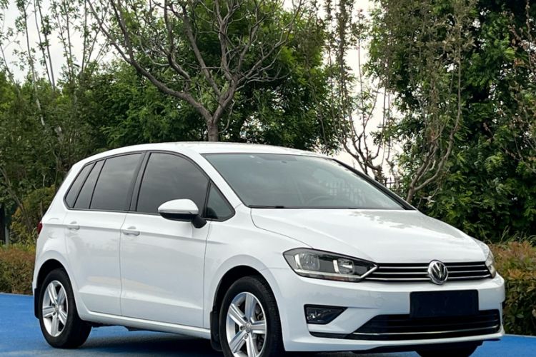 Used Volkswagen Golf Sportsvan 2016 1.6L Manual Comfort Model Exterior 3