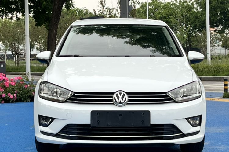 Used Volkswagen Golf Sportsvan 2016 1.6L Manual Comfort Model Exterior 4