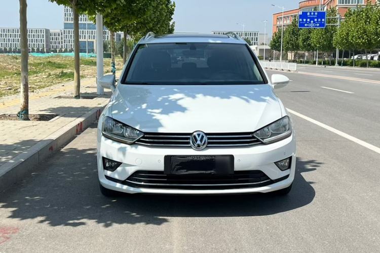 Used Volkswagen Golf Sportsvan 2016 280TSI Automatic Luxury Model Exterior 4