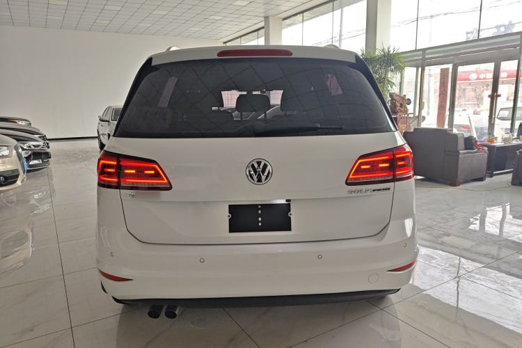Used Volkswagen Golf Sportsvan 2016 230TSI Automatic Trend Edition Exterior 4