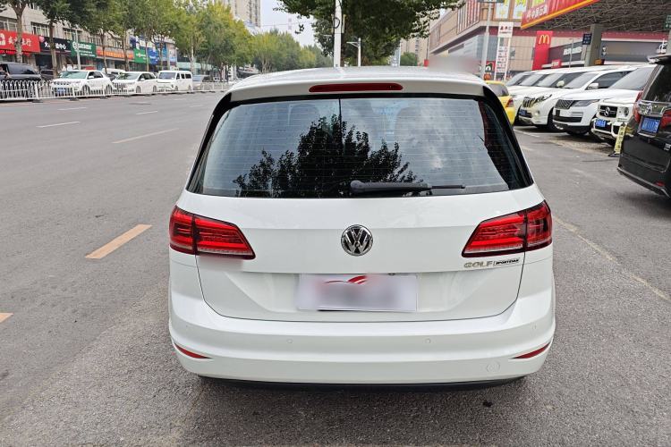 Used Volkswagen Golf Sportsvan 2016 1.6L Manual Comfort Model Exterior 4