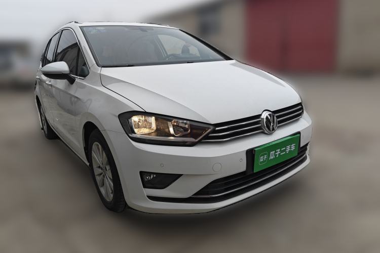 Used Volkswagen Golf Sportsvan 2016 230TSI Automatic Trend Edition Front Right 45 Deg