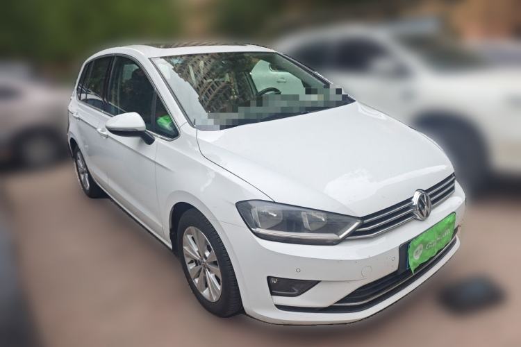 Used Volkswagen Golf Sportsvan 2016 230TSI Automatic Trend Edition Front Right 45 Deg