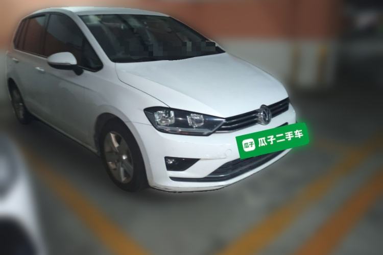 Used Volkswagen Golf Sportsvan 2016 1.6L Automatic Comfort Model Front Right 45 Deg