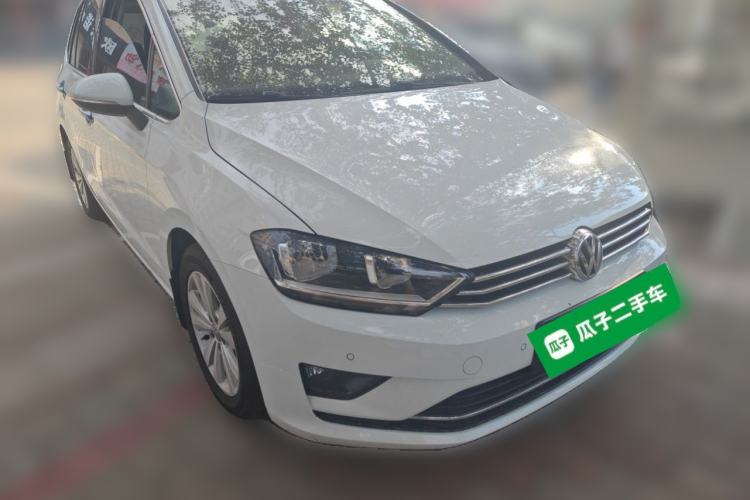 Used Volkswagen Golf Sportsvan 2016 230TSI Automatic Trend Edition Front Right 45 Deg