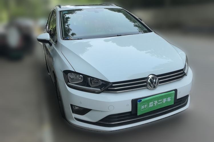 Used Volkswagen Golf Sportsvan 2016 230TSI Automatic Trend Edition Front Right 45 Deg