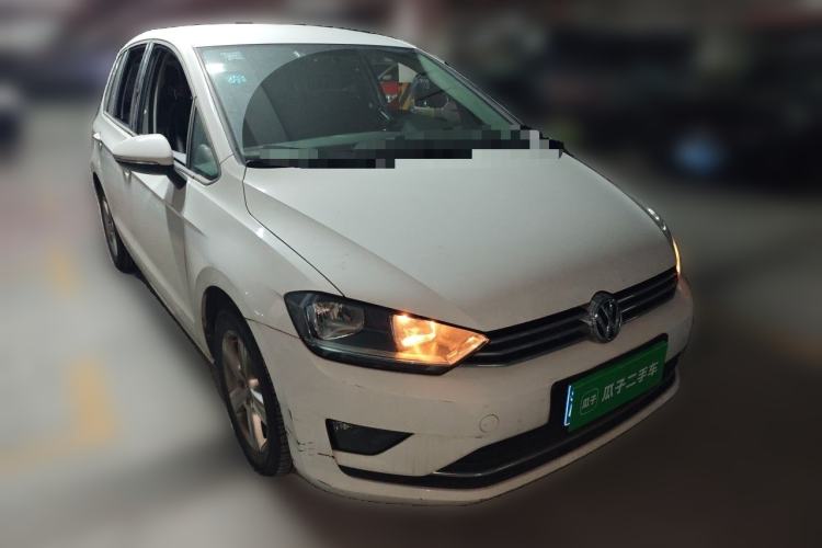 Used Volkswagen Golf Sportsvan 2016 1.6L Automatic Comfort Model Front Right 45 Deg